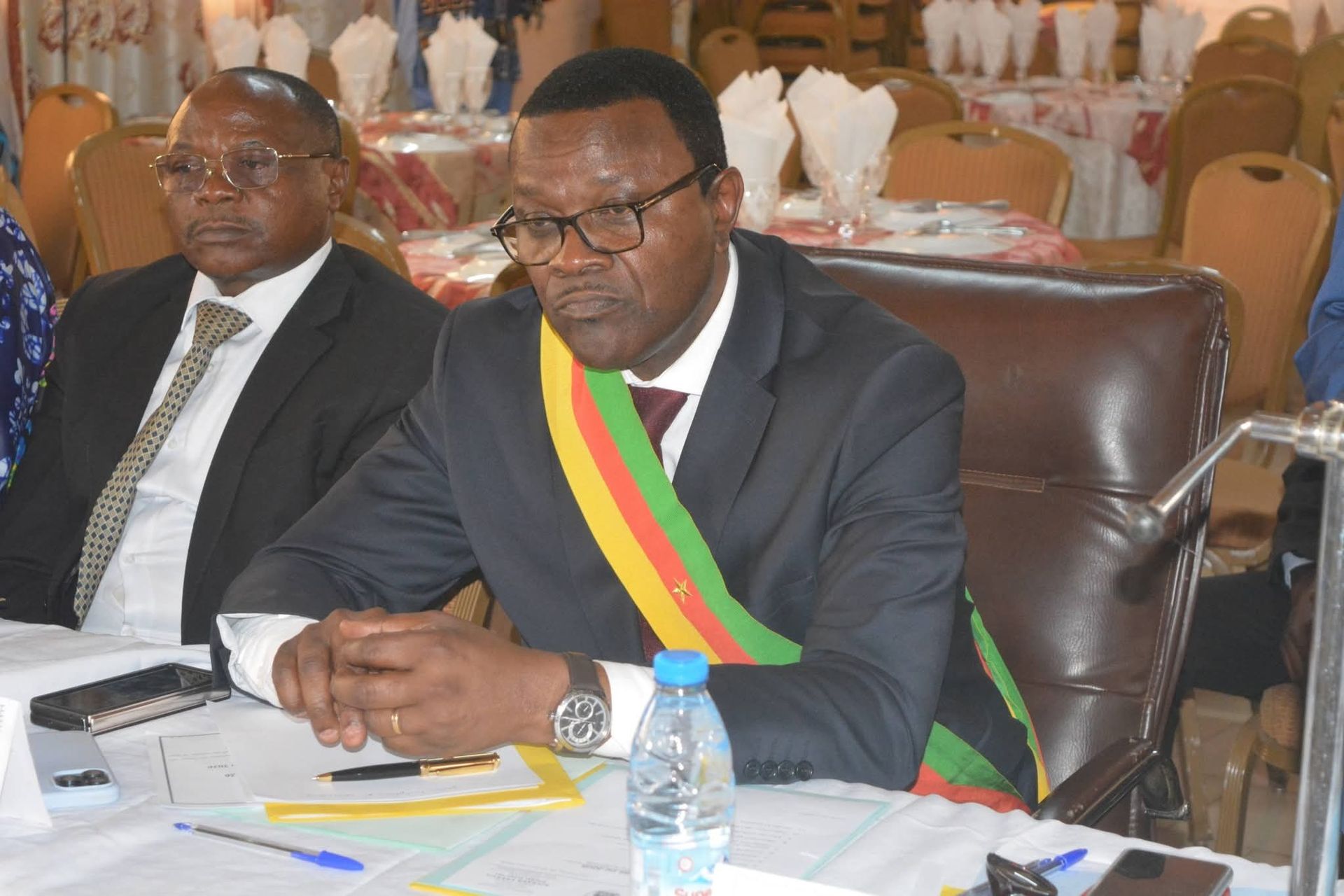 Décès du maire de Dschang : Jean De Dieu Momo rend hommage à un « bâtisseur engagé » Décès du maire de Dschang : Jean De Dieu Momo rend hommage à un « bâtisseur engagé »